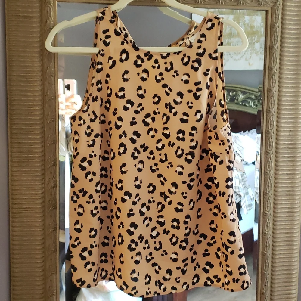 Leopard shell top - Picture 1 of 2